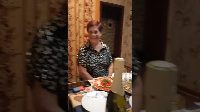 С новым годом!! смотреть онлайн