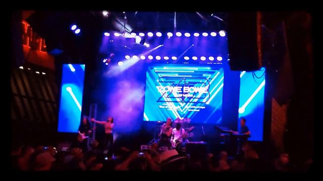 zowie Bowie been covering Havana Brown, we run the night (original 60fps) смотреть онлайн