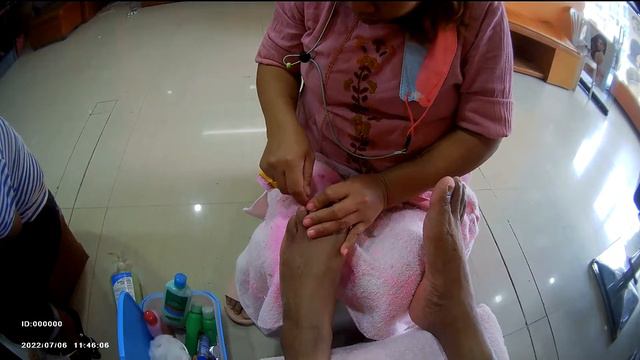 Pedicure by Daisy & Mary Grace the WYNN Salon, Govic Hwy, Iba, Zambales, Philippines - July 06 2022 смотреть онлайн