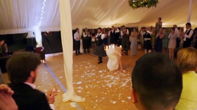 Greek wedding tradition smashing plates dance смотреть онлайн