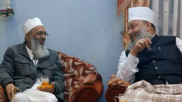 KHIRAJ E AQEEDATH BARGAH E Habib MUNEER PASHA BASHEBAN BA'ALWI ASHRAFI (ALAIREHMA) BELGAUM смотреть онлайн