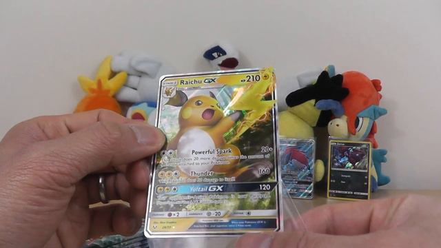 Opening Pokemon Cards w/ Cheap Deals - 2x Zoroark GX Shining Legends Special Collection (10 Packs) смотреть онлайн