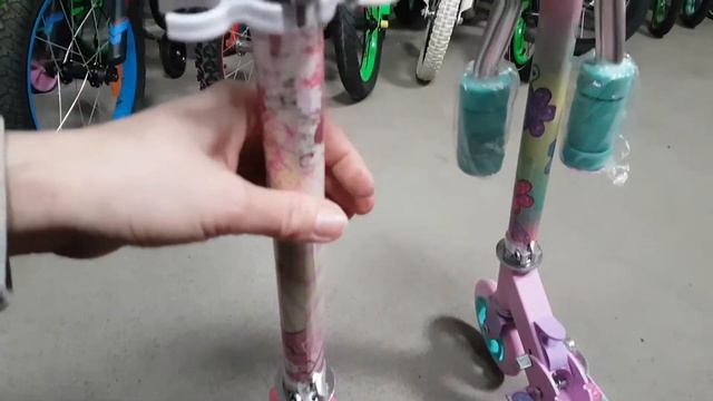 Самокат KMS SK 086 2020 года Видеообзор. смотреть онлайн