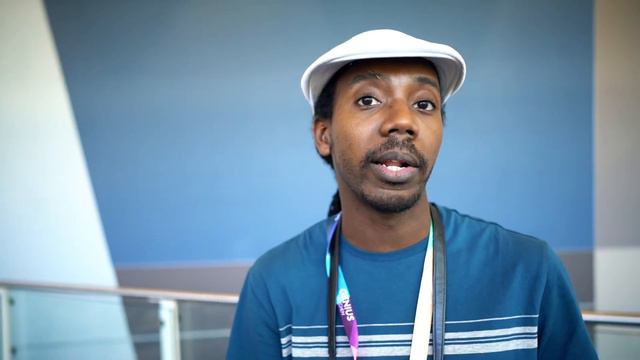 Roberto Blake on facing your fears / VidCon US 2017 смотреть онлайн