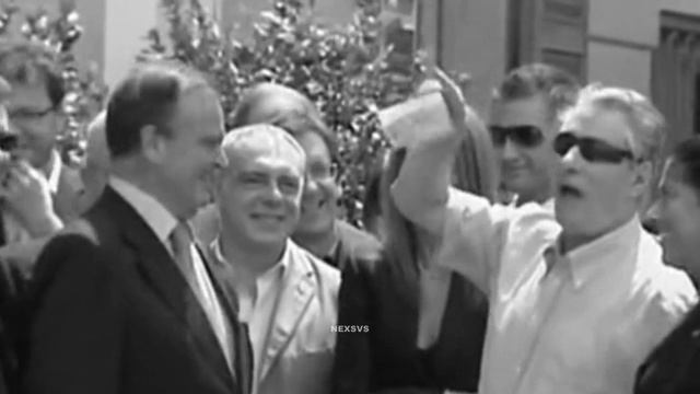 Renzo Bossi Intasca Tangenti Autista svela retroscena esclusivo OGGI TV (Integrale in Macchina) смотреть онлайн