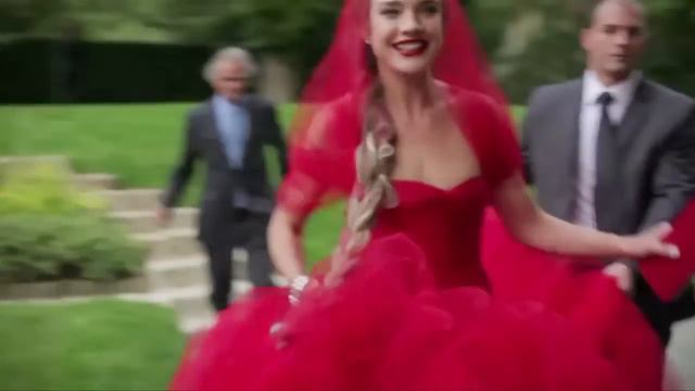 The couturier Valentino Garavani opens his virtual museum смотреть онлайн