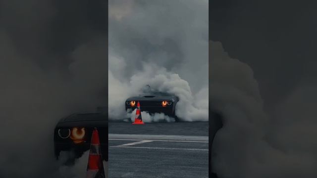 Dodge challenger SRT Damon смотреть онлайн