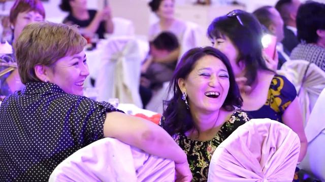 Ведущий Данияр Хизметов смотреть онлайн