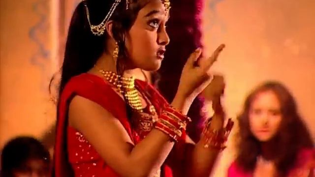 Lata Mangeshkar - Thumak Chalat Ramchandra