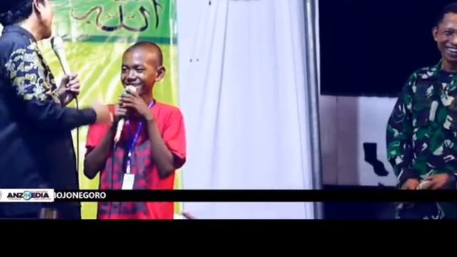 Farhan abimanu nih bos . Ngegas di hadapan k.h anwar zahid pol ngakak смотреть онлайн