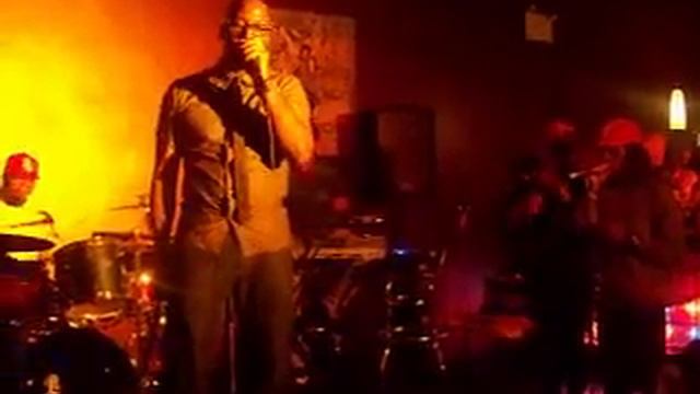 J. Lawrence "Silent Night" смотреть онлайн