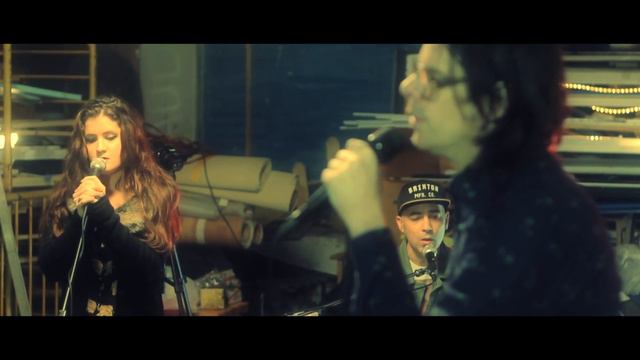beautify junkyards "rose hip november" (from a Vashti Bunyan original) смотреть онлайн