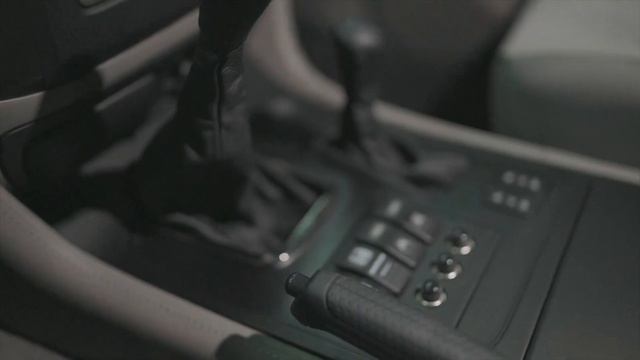 Новая жизнь Toyota Land Cruiser 105 (Внедорожник для путешествий) смотреть онлайн