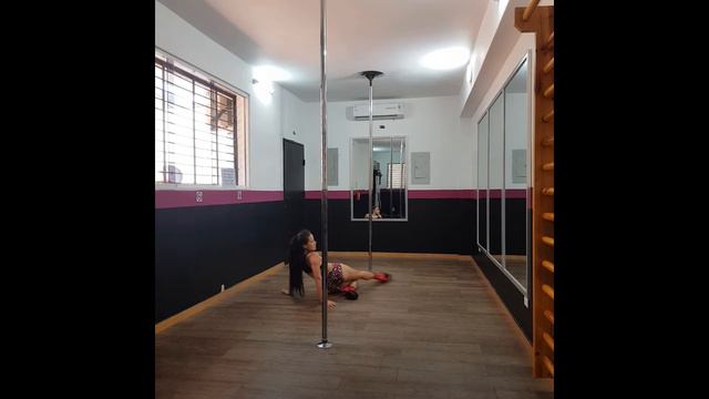 María Fuentes - Categoría Pole Exotic Semi-Pro - 1era COPA BUNKER - V2 смотреть онлайн