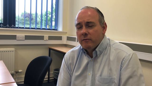 Harlow MP Robert Halfon condemns visit of Chris Williamson смотреть онлайн