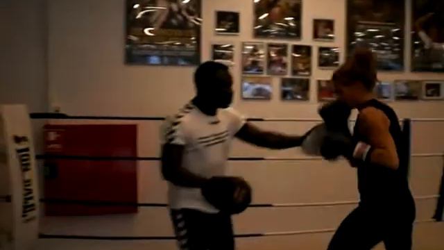 Ashira Oure - Pad Work with Pernille смотреть онлайн