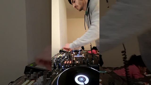 Ruben Gomes's live broadcast смотреть онлайн