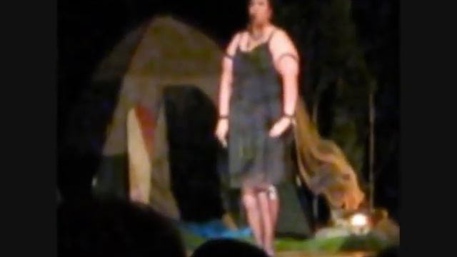 Teresa singing " When You're good to Momma" смотреть онлайн