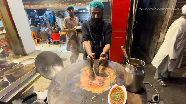 Unique Street Food: Butter Goat Brain & Offal Stew Katakata on Burns Road смотреть онлайн