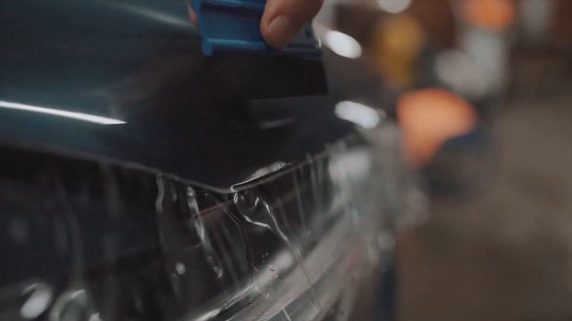 Работа мастера с Виниловой пленкой смотреть онлайн