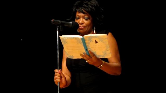 Rita Dove reads her poem "Black Billy Waters, At His Pitch" смотреть онлайн