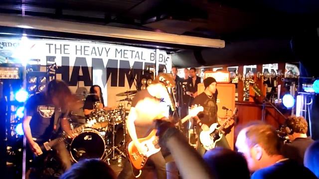 Jason Newsted-Soldierhead (Golden Gods 2013 on board HMS Hammer) смотреть онлайн