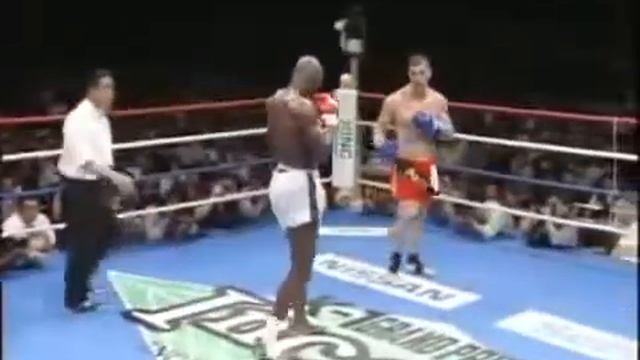 K 1 Andy Hug vs Ernesto Hoost pelea completa смотреть онлайн