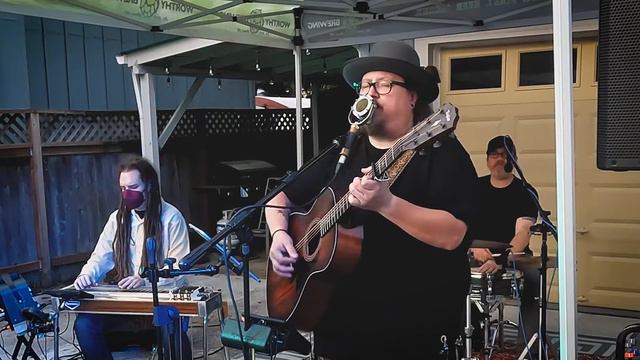 Rudolf Korv - Tired Bones (Ron Selfridge Cover) смотреть онлайн