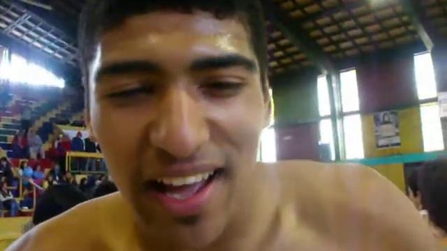 DERROLL JONES MEJOR JUGADOR DEL PARTIDO смотреть онлайн