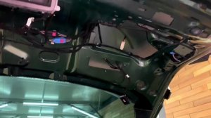 Электропривод багажника на Skoda Octavia.