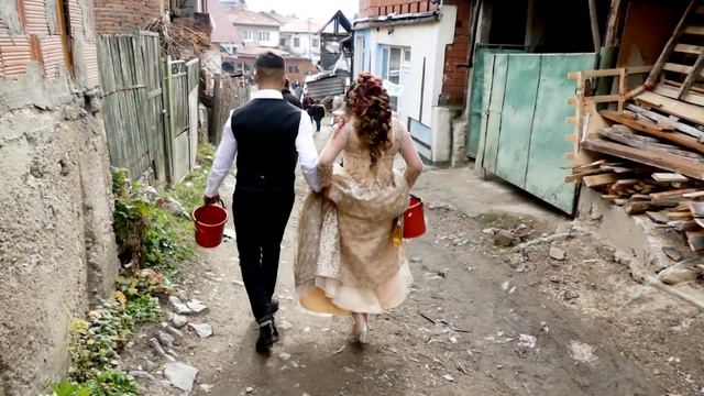 ЧЕСТИТО НА МАРИЯ И ДИНКО 1ЧАСТ смотреть онлайн