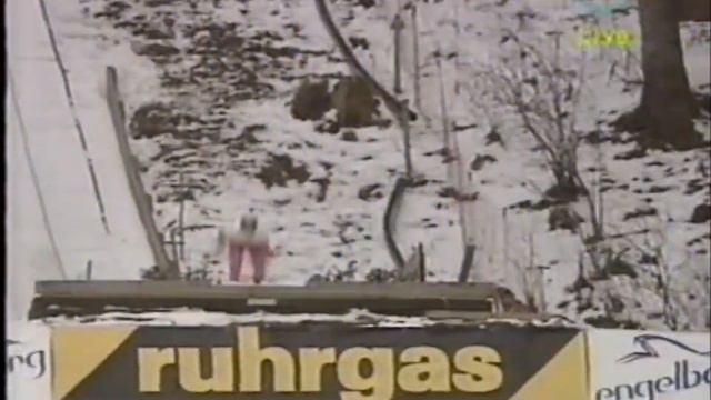 Janne Ahonen - 120.5 m - Engelberg 1993 смотреть онлайн