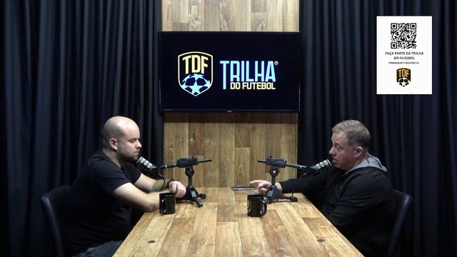 "Futebol é para quem precisa ou quem quer muito" - Daniel de Paiva no 12º TDF Cast смотреть онлайн