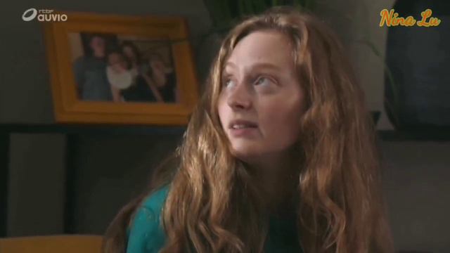 «DEMAIN NOUS APPARTIENT» Laura gifle Betty/Лаура ударила Бетти [РУССКАЯ ОЗВУЧКА] by Nina Lu смотреть онлайн