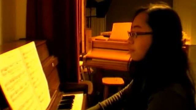 Mozart Sonata No 4 in Bes major (My four season in Holland Part 1) смотреть онлайн