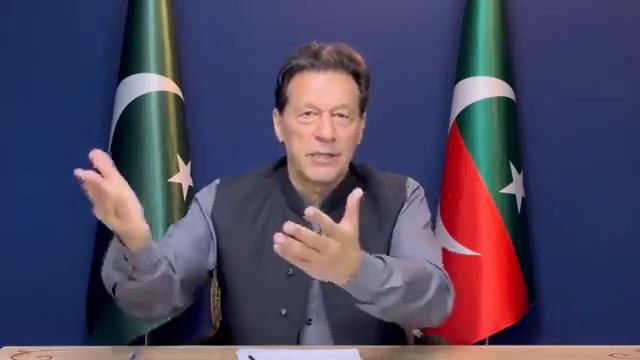 Imran Khan ka awam se latest khitab... Shah Mahmud Qureshi koe Minus one ka formula leker nahi aaey смотреть онлайн