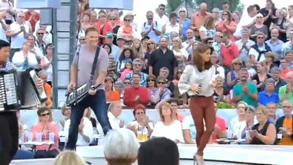 Wolkenfrei - Champs- Elysees