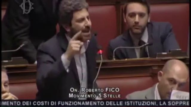 Intervento di Roberto Fico MS5 - Questo Paese si liberà смотреть онлайн