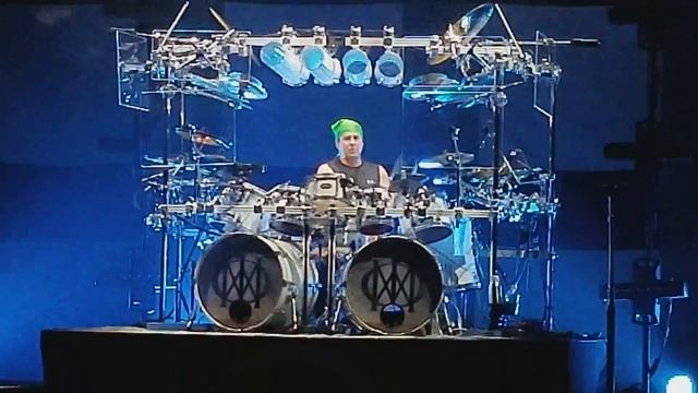 Dream Theater Insane Drum Solo Mike Mangini смотреть онлайн