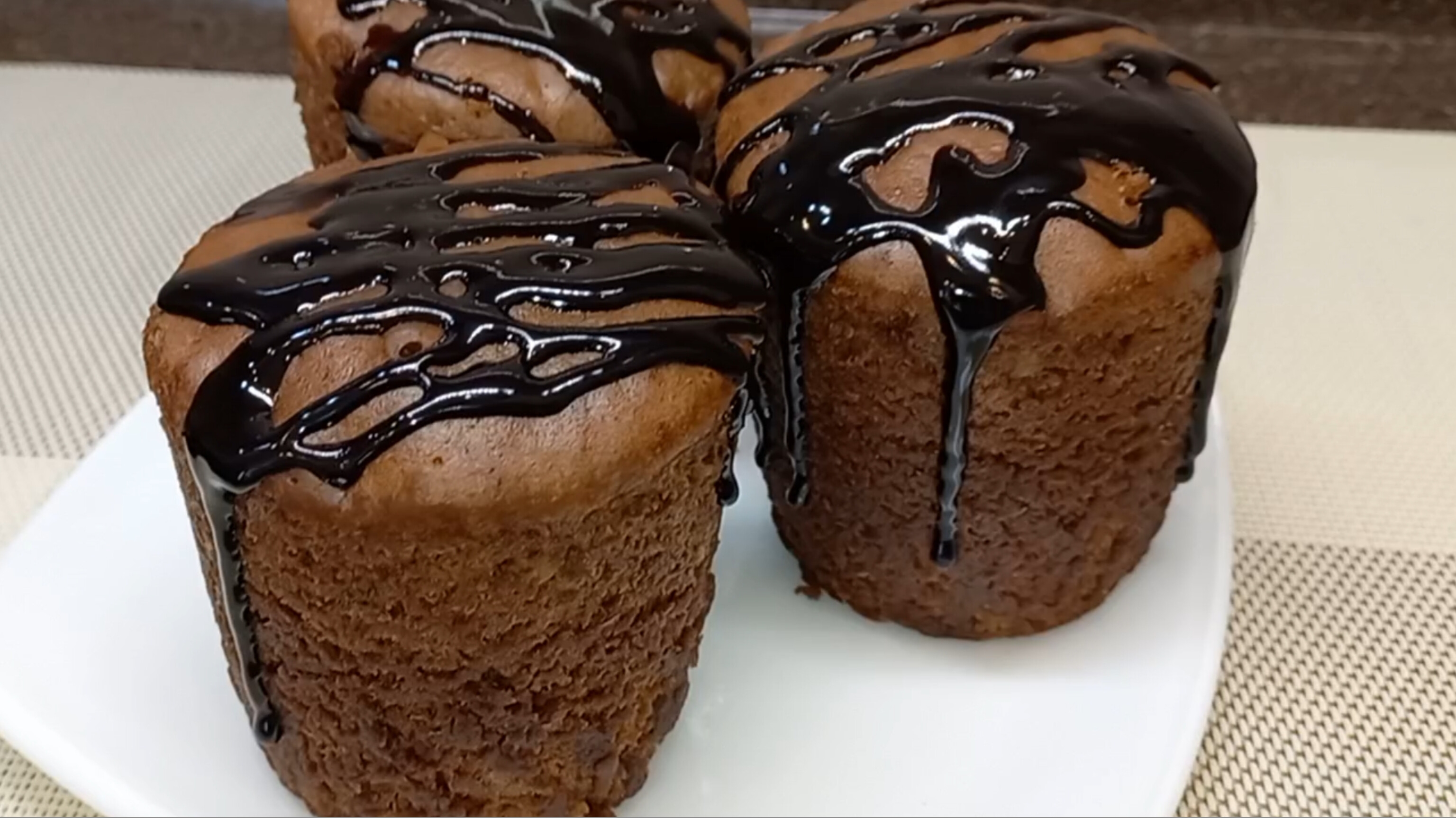 КЕКСЫ БЕЗ ДУХОВКИ! в Кастрюле в воде на обычной плите! смотреть онлайн