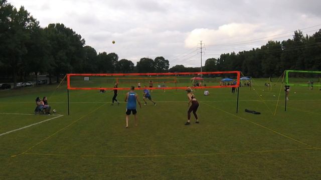 BPS Beat The Heat Coed Tournament | Pool Play | Harry/Leah vs. David/Haley смотреть онлайн