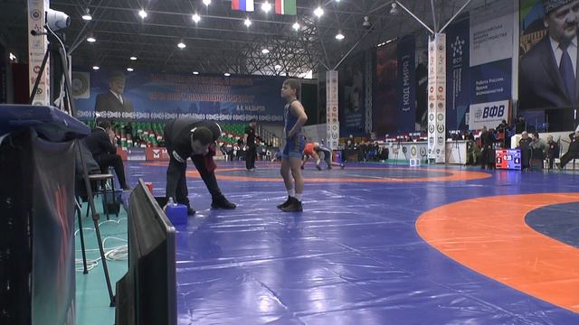 Гирихан Гариев (Ингушетия) - Дмитрий Музаев (РСО-Алания) смотреть онлайн