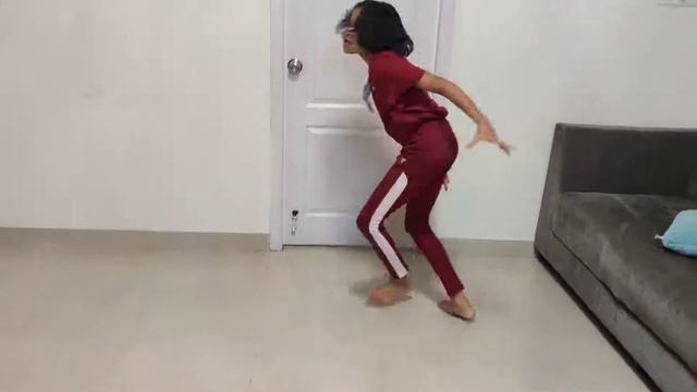 Horror dance l Yeh Raat Dance l By Kiara l Nyra and Kiara l смотреть онлайн