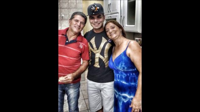 Mario Fernandes смотреть онлайн