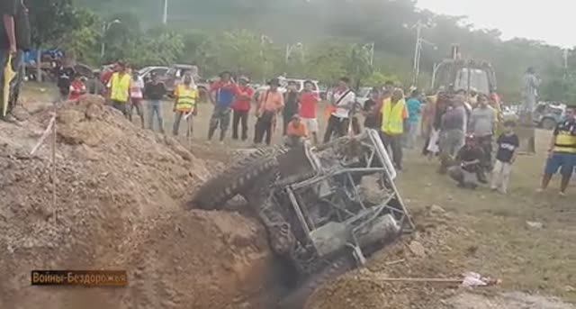 ВНЕДОРОЖНЫЙ ВНЕДОРОЖНИК SUZUKI SAMURAI 4x4 HARD ROUTE CHALLENGE. смотреть онлайн