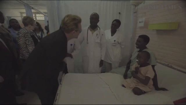 U2News - Into Africa with Bono смотреть онлайн