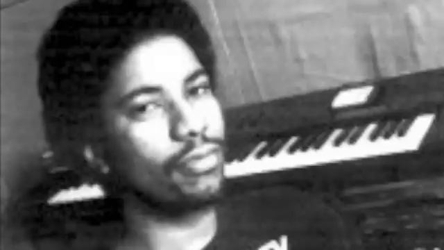 Marshall Jefferson & Serge Imhof - 69 Percent (U Ness & Jedset Soulheaters Mix) смотреть онлайн