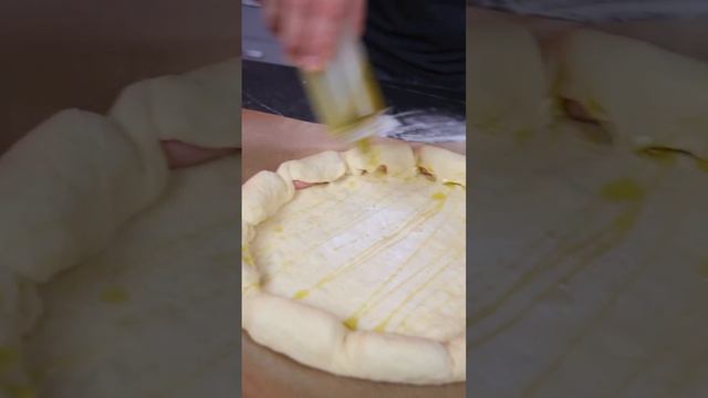 Домашняя пицца «Зависть Итальянцев» #пицца #рецепт #еда #лайфхак #тренд #борисовтв #borisovtv смотреть онлайн