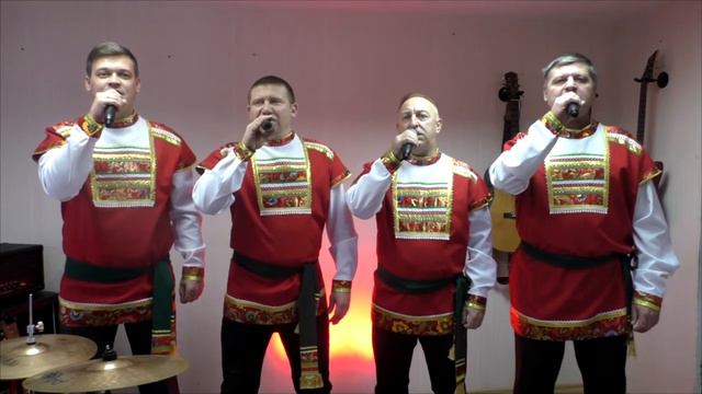 Родники - Едут из похода казаки смотреть онлайн