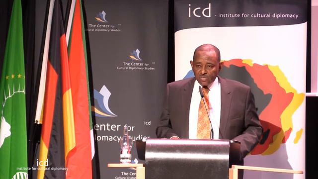 Badreldin Abdalla Mohamed Ahmed A. Alla (Ambassador of Sudan to Germany) смотреть онлайн
